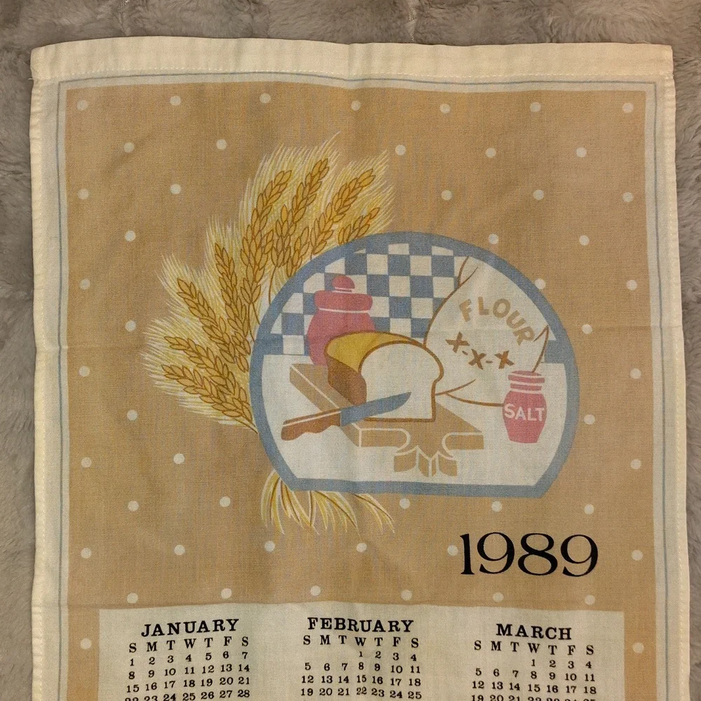 🍞 1989 Calendar Dish Towel. 100% Cotton. Bread, Wheat, Salt, Flour.